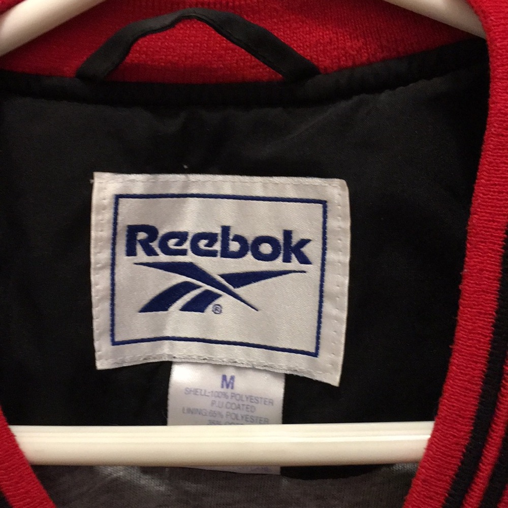 Reebok pullover - Picture 2 of 2